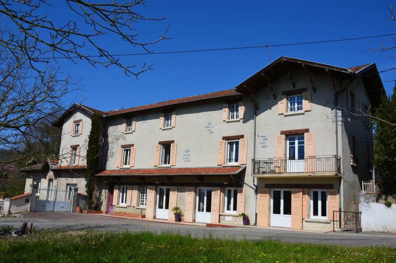 Chambres D'Hotes Le Cedre Bleu Saint-Lattier Exterior photo